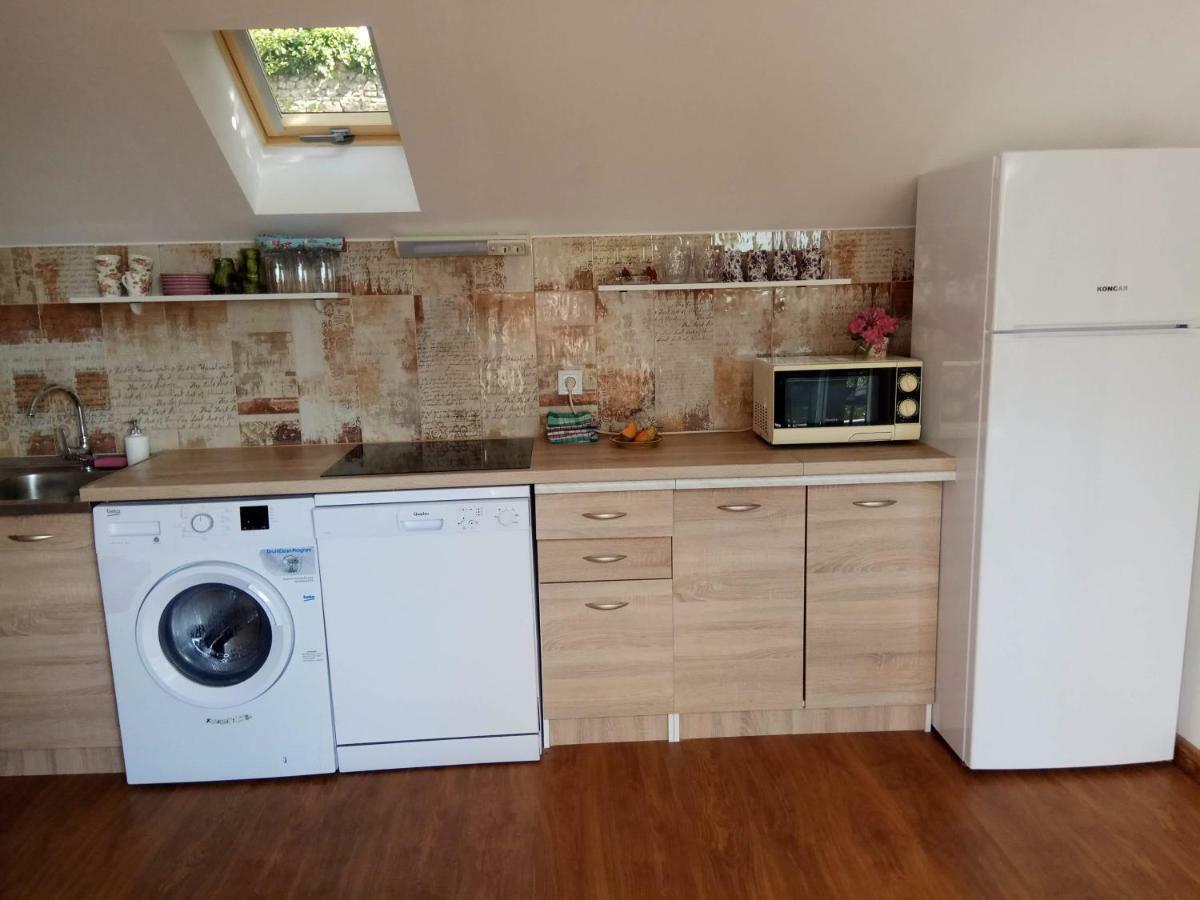 Apartman Slava Tisno Zewnętrze zdjęcie